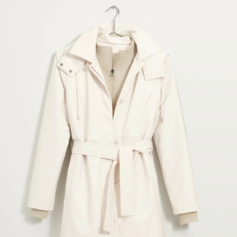 BANANA REPUBLIC 2 IN 1 RAINCOAT WHITE